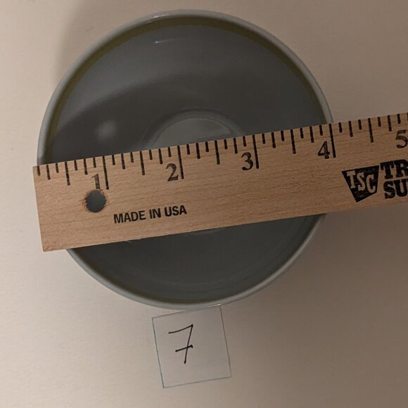 Vintage Handpainted Arabia Finland Windflower Teacup and Saucer with Flaw - Picture 10 of 13